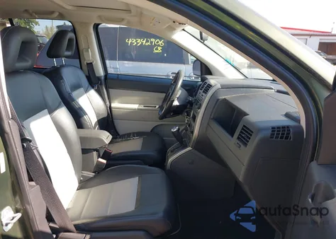 2007 Jeep Compass Limited из США, поврежденный, VIN 1J8FF57W97D395887